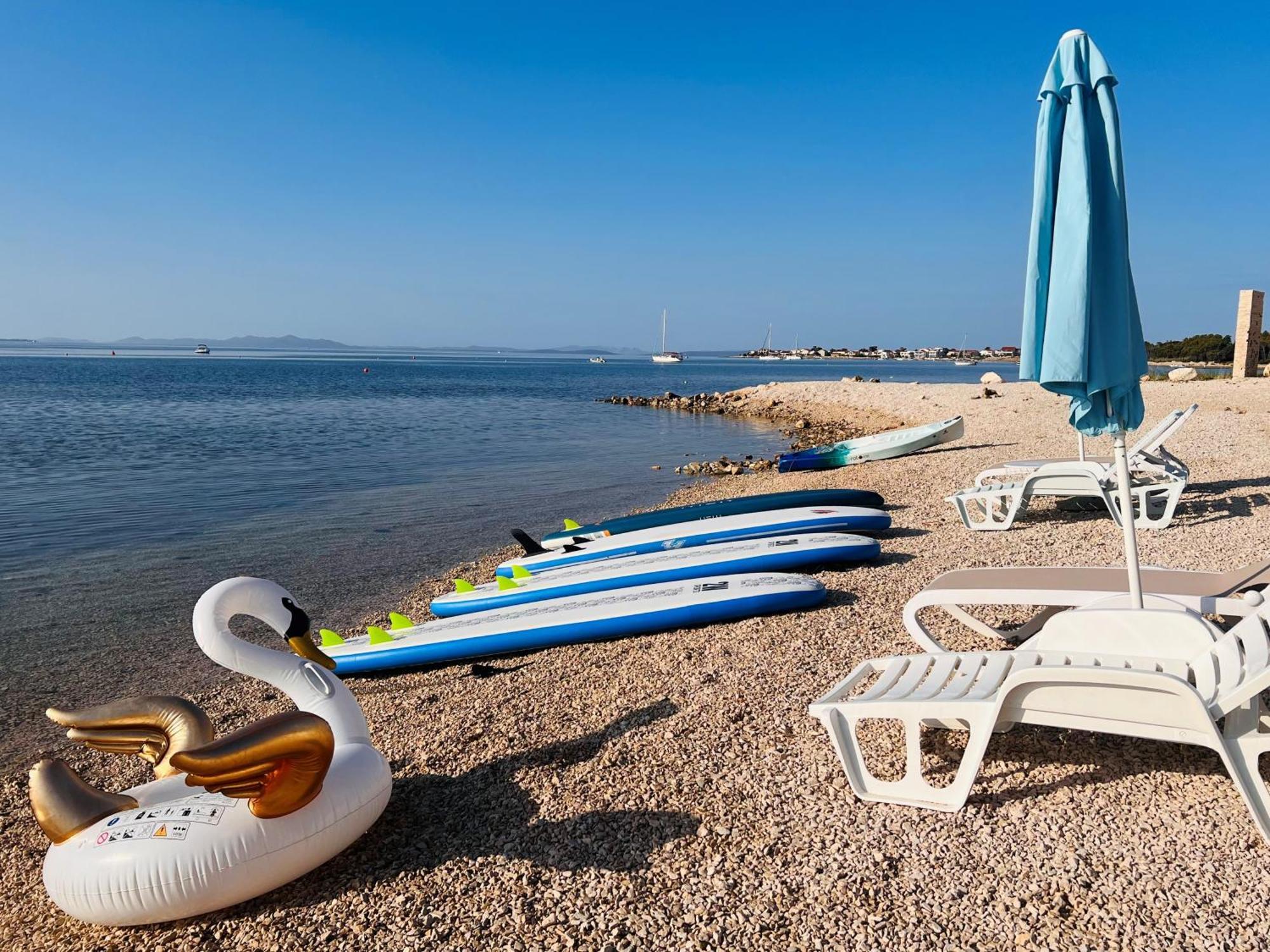 Apartments The Beach Resort Vir Zewnętrze zdjęcie