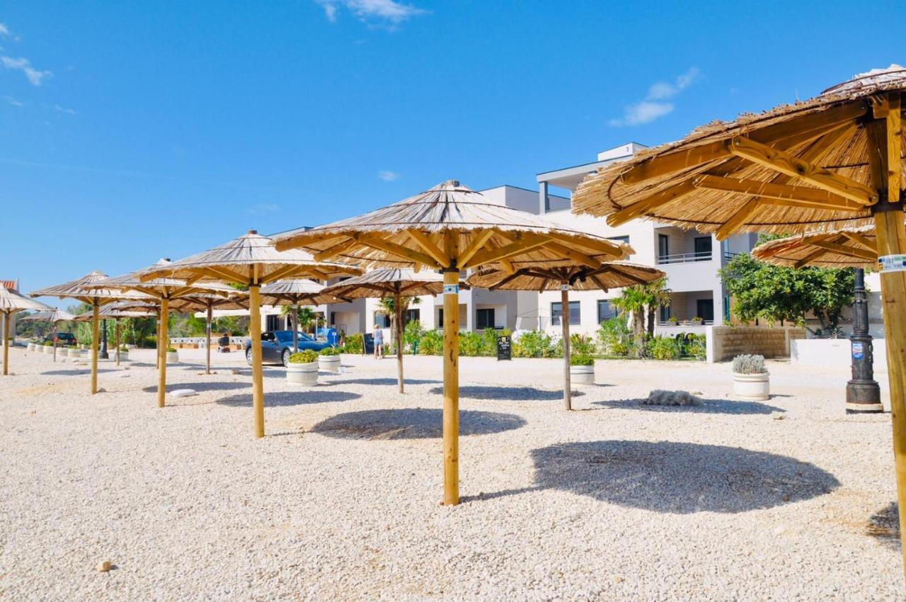 Apartments The Beach Resort Vir Zewnętrze zdjęcie